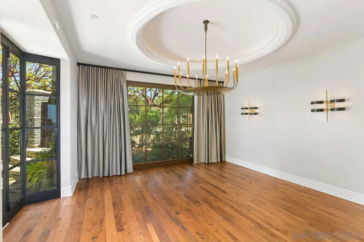 La Jolla, California 92037, United States, 3 Bedrooms Bedrooms, ,5 BathroomsBathrooms,Residential,Active,219857