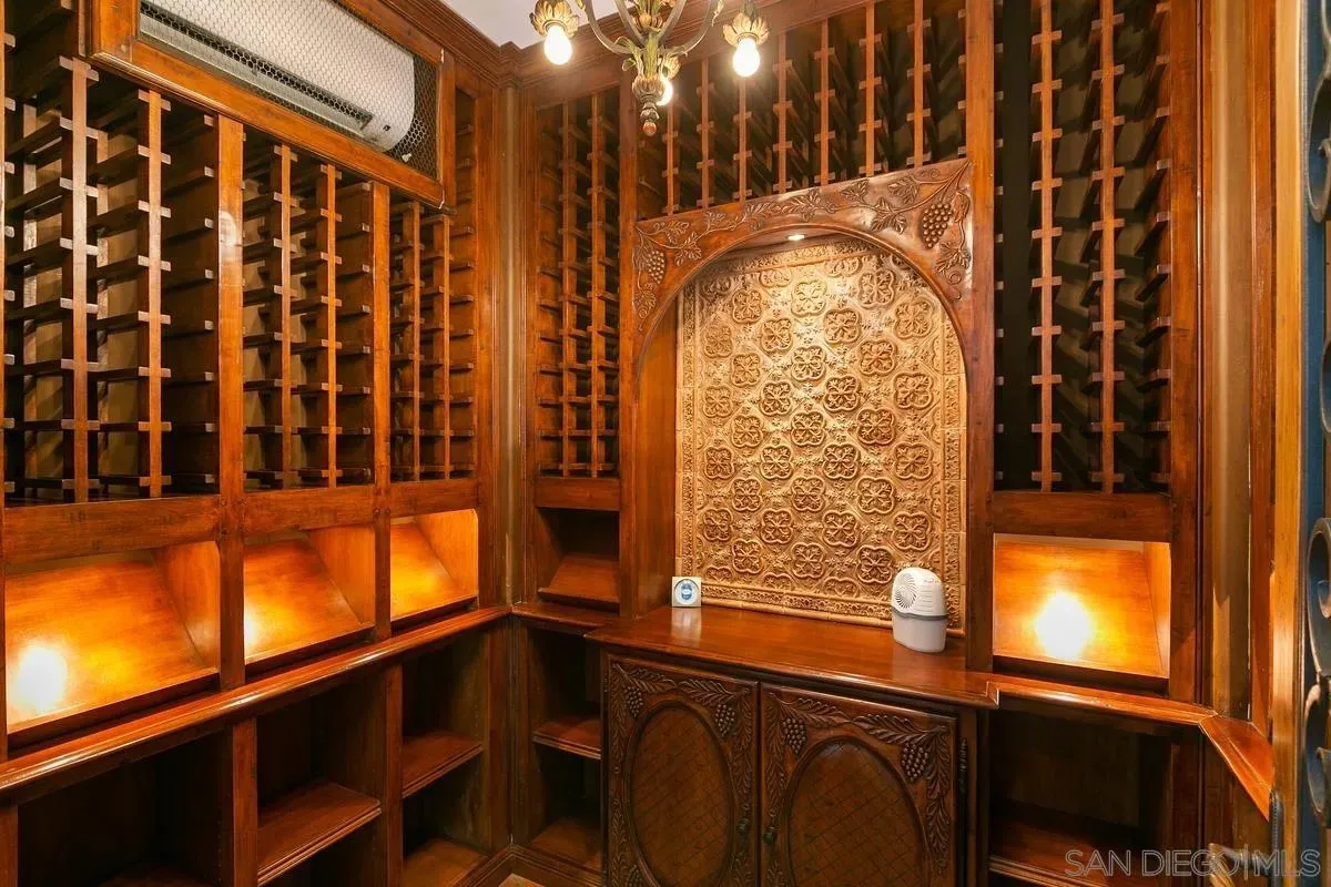 La Jolla, California 92037, United States, 3 Bedrooms Bedrooms, ,5 BathroomsBathrooms,Residential,Active,219857