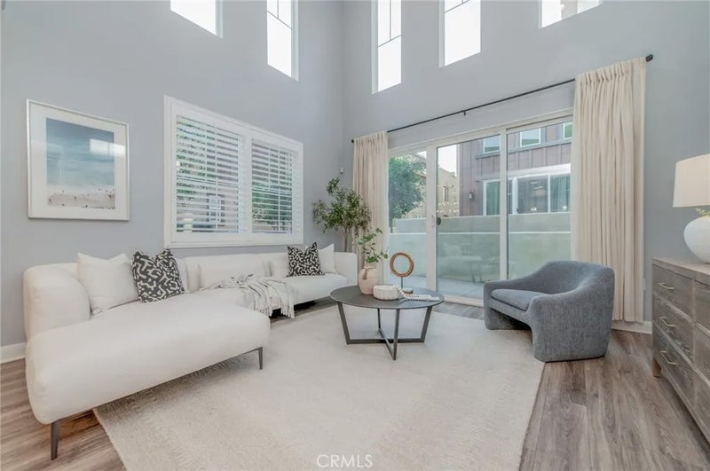 7402 Palazzo