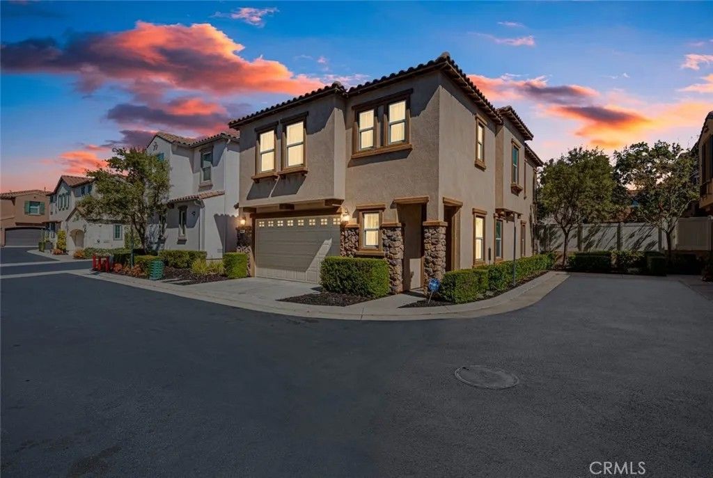 Photo of 40542 Calla Lilly St, Murrieta, CA 92563 (MLS # SW26050880)