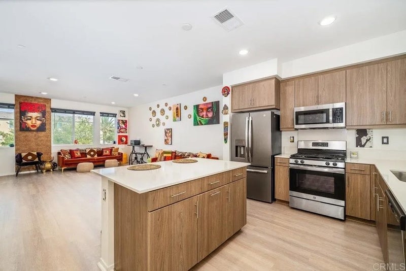 5208 Surfwalk Way 152