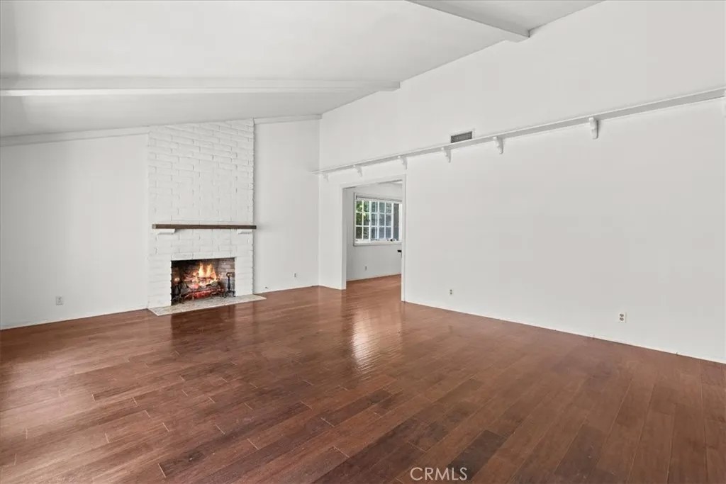 2701 Cardinal
