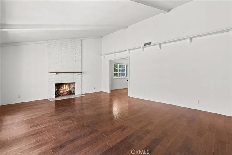 2701 Cardinal