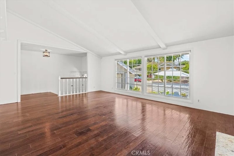 2701 Cardinal