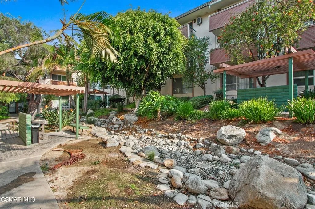 5585 E Pacific Coast Highway 154