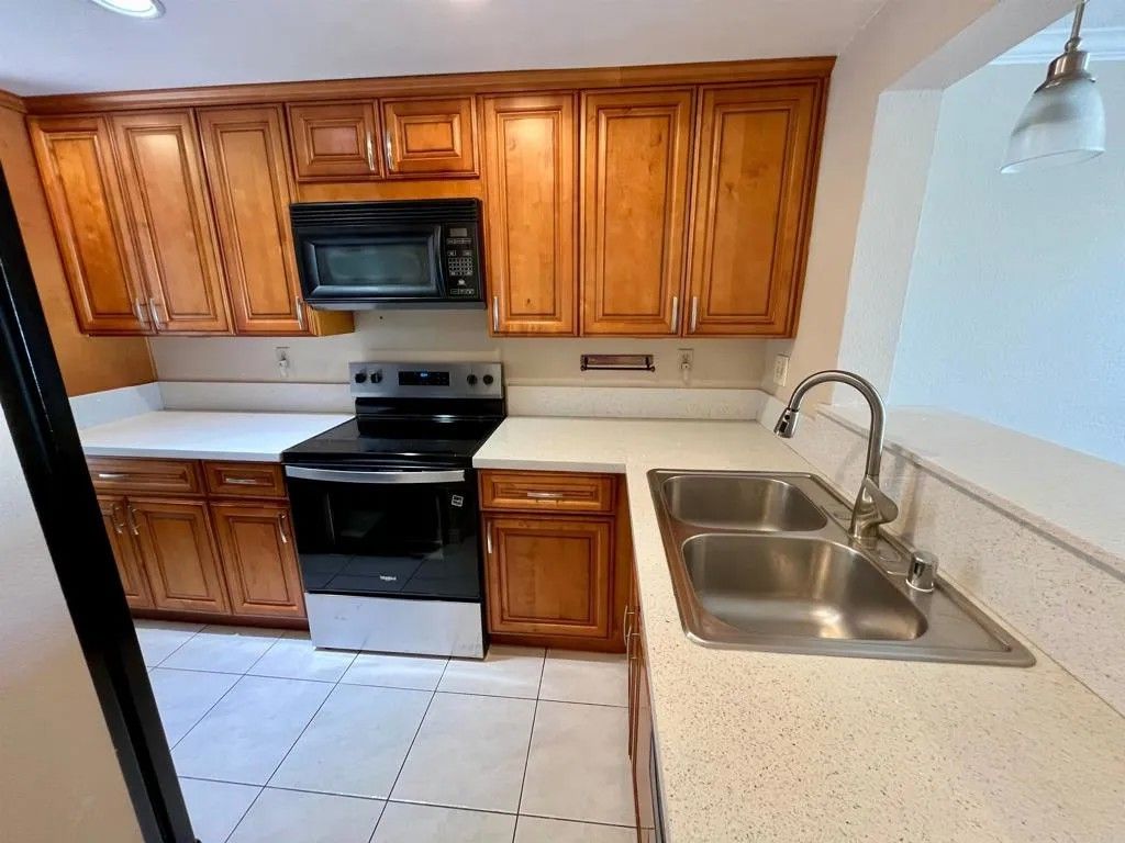 Photo of 8 ALLENWOOD Lane, Aliso Viejo, CA 92656 (MLS # NDP2603054)