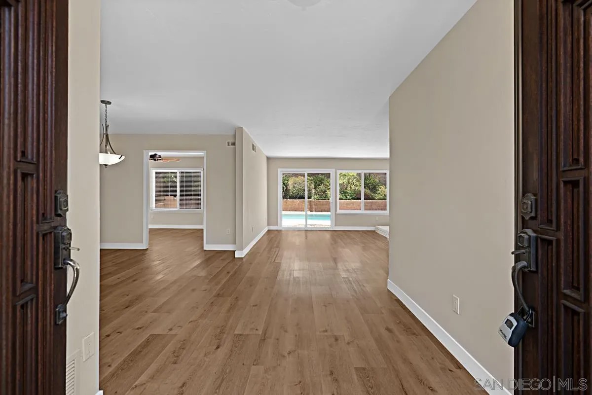 18172 Sencillo Dr