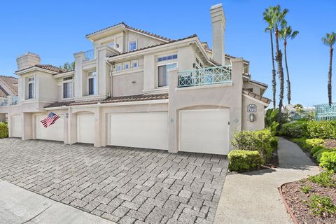 12662 Springbrook Dr D San Diego CA 92128