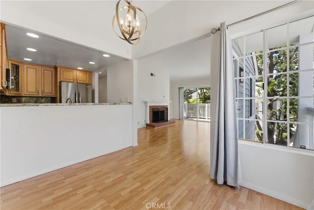 1326 W Park Western 206