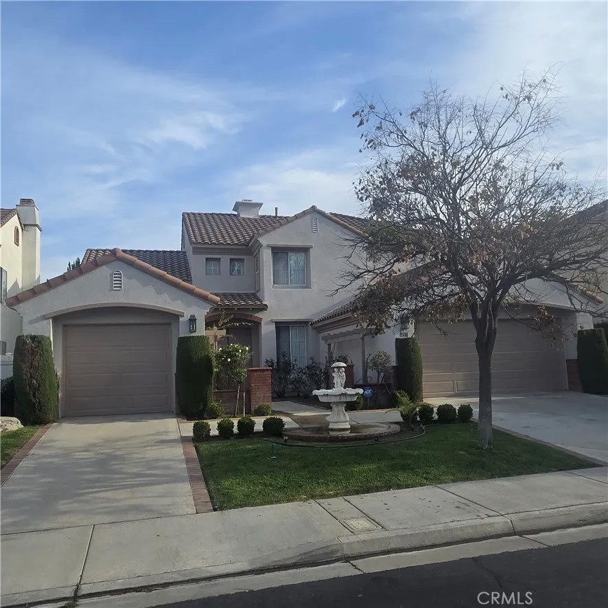 2518 Carlton