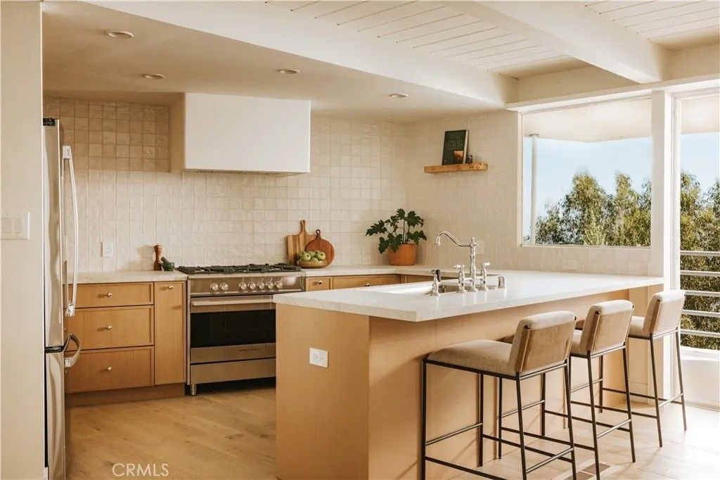 Photo of 8448 Franklin, Los Angeles, CA 90069 (MLS # PF26006628)