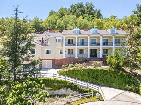 Photo of 9 Zanja Lane, Bell Canyon, CA 91307 (MLS # OC26053799)