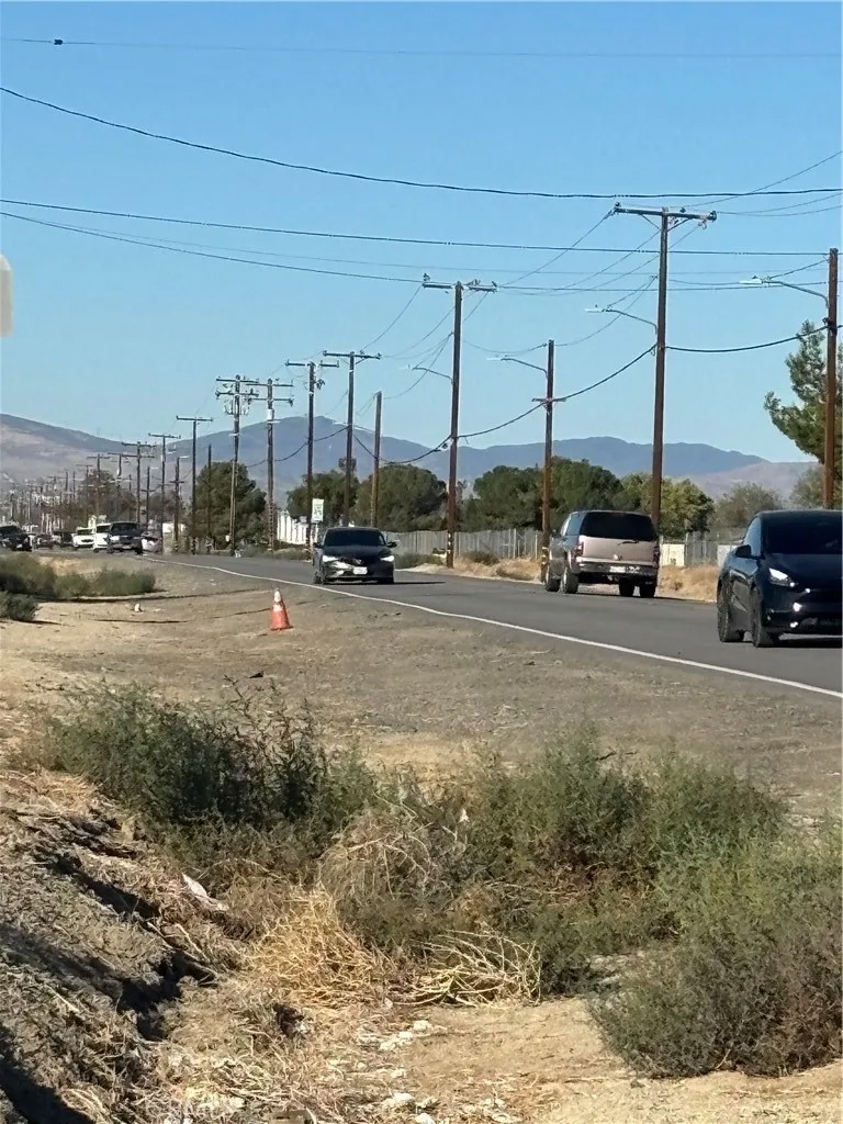 100 S Palmdale Blvd