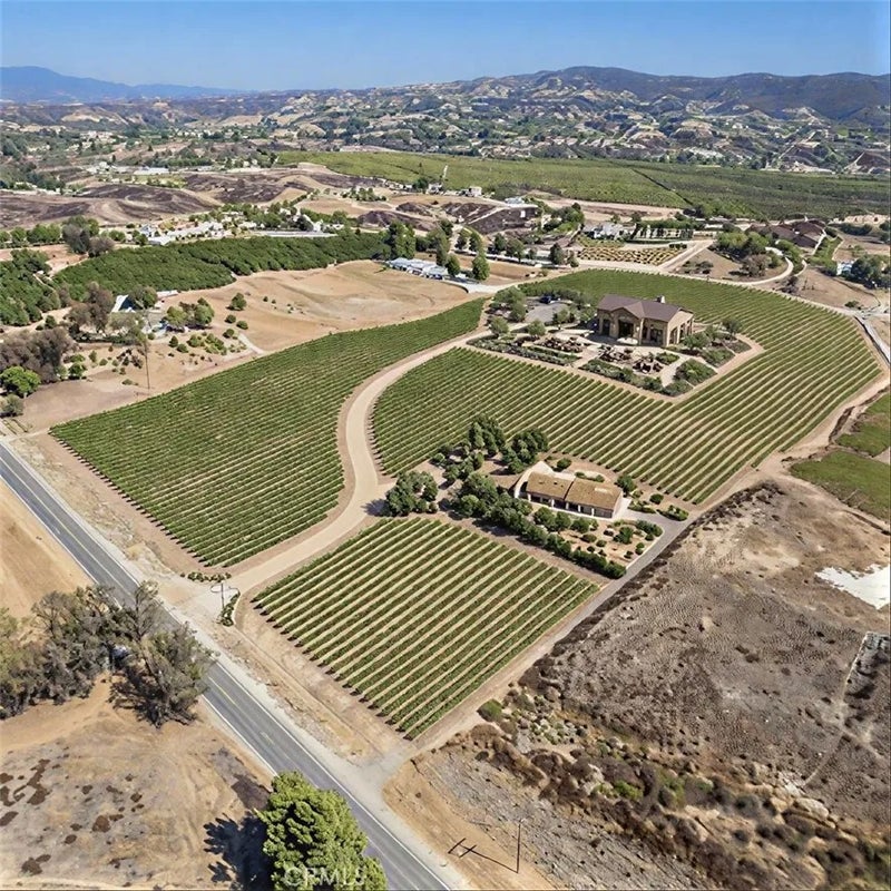 36733 Glenoaks