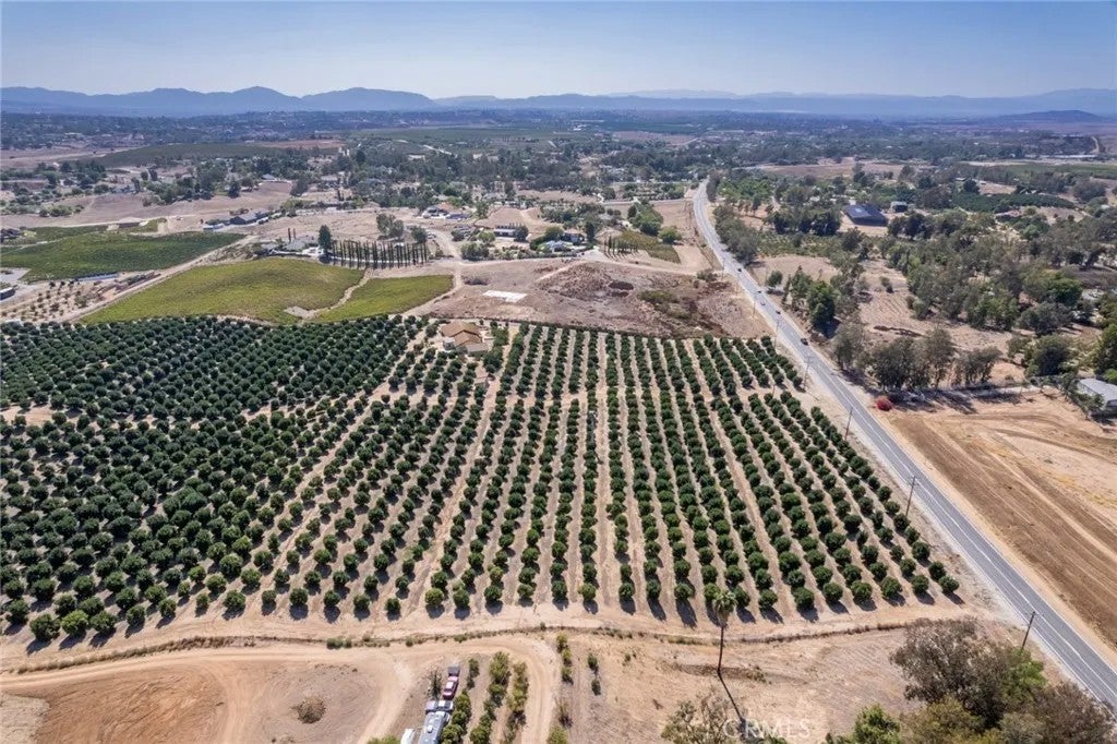 36733 Glenoaks