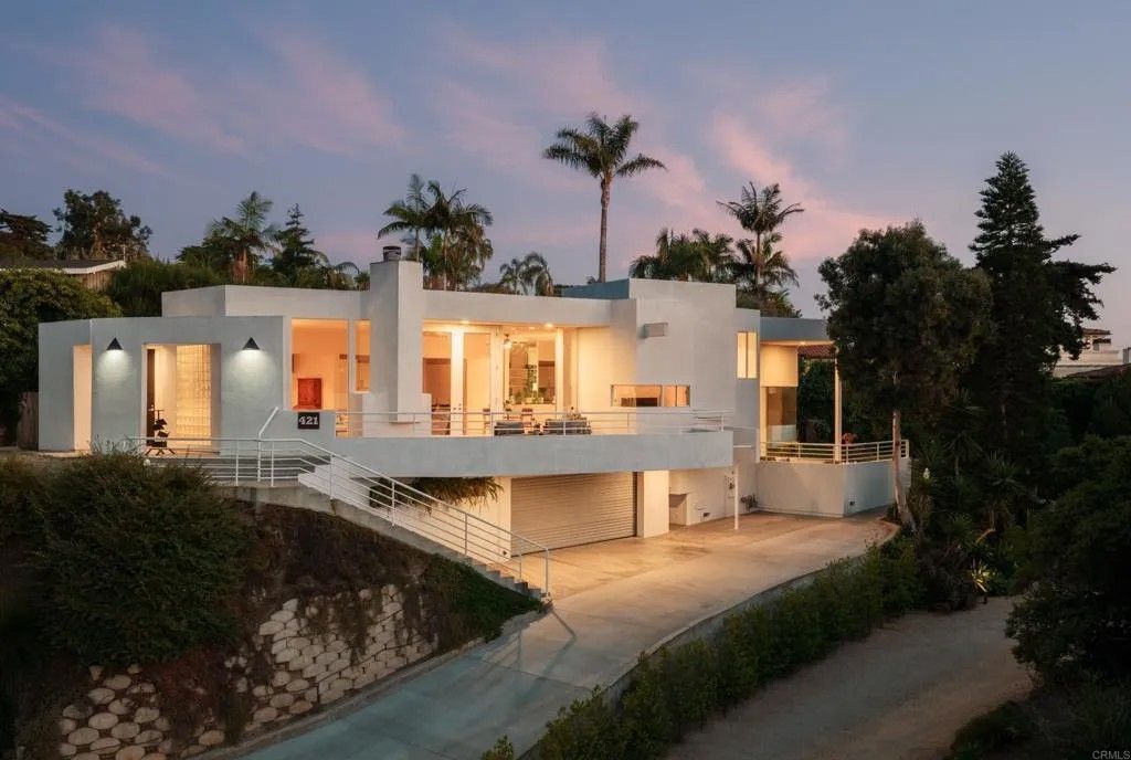 Photo of 421 Serpentine Drive, Del Mar, CA 92014 (MLS # NDP2508317)