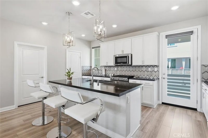 1414 Sea Lane