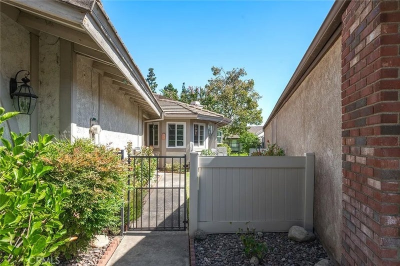 1218 Tamarisk
