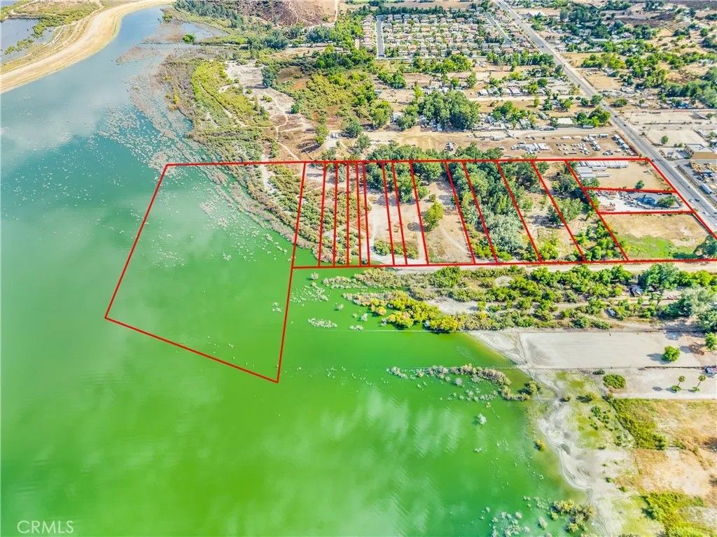 Photo of 0 Grand, Lake Elsinore, CA 92530 (MLS # IV25245473)