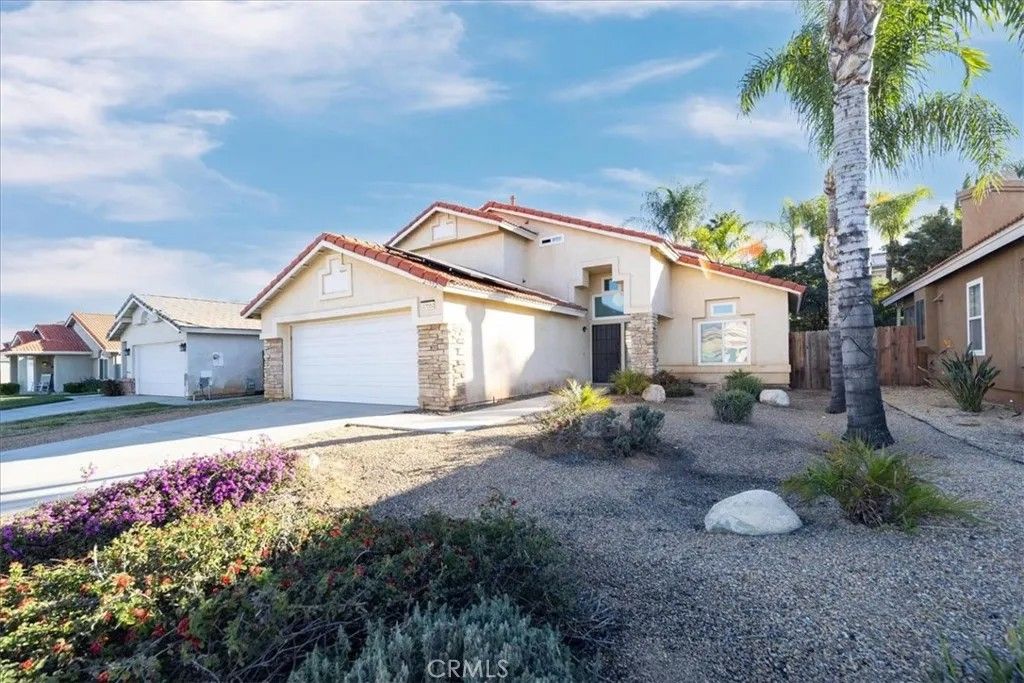 Photo of 27552 Via Real Real, Menifee, CA 92585 (MLS # SW26017057)