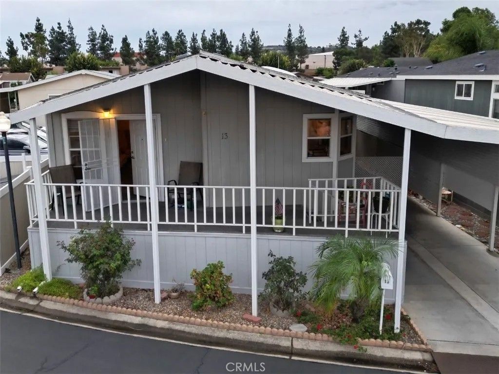 Photo of 1001 S Hale Ave #13, Escondido, CA 92029 (MLS # DW25218297)