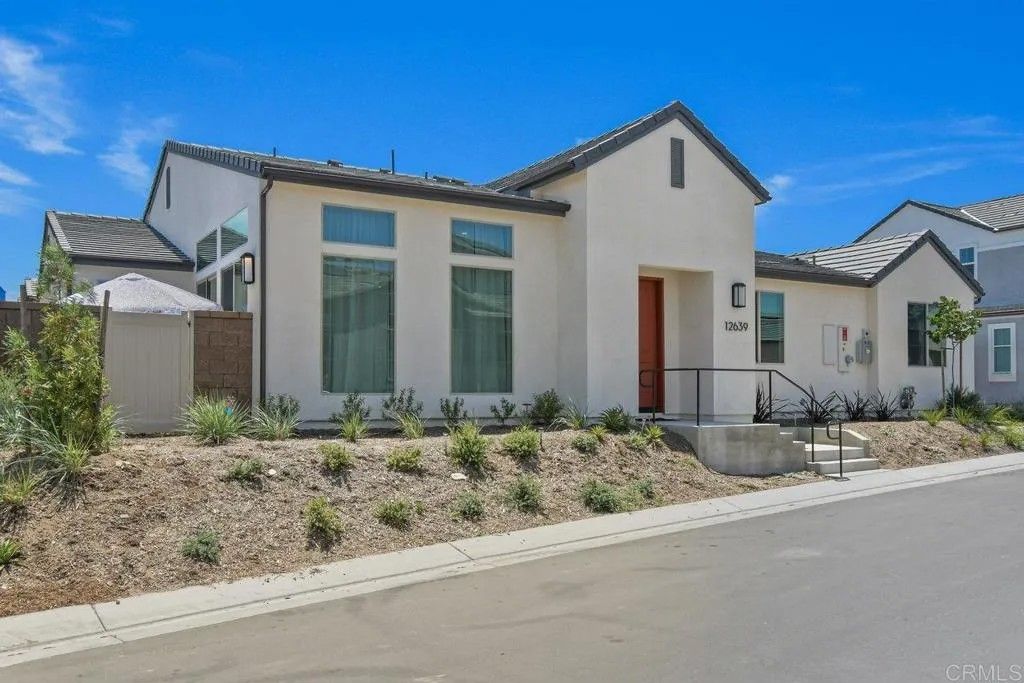 Photo of 12639 Elizabeth Way, San Diego, CA 92129 (MLS # NDP2511405)