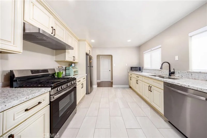 607 Sefton