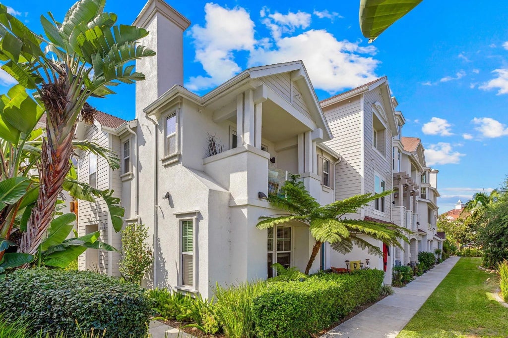 Photo of 790 Harbor Cliff #190, Oceanside, CA 92054 (MLS # 260025591)