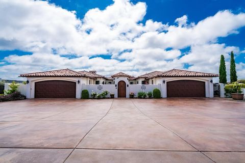 604 Camino de Orchidia Encinitas CA 92024