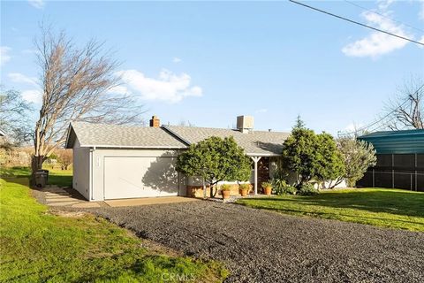 Photo of 2104 16th Street, Oroville, CA 95965 (MLS # SN26045906)