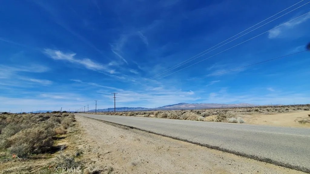 0 Rosamond Blvd & Kildeer St r St