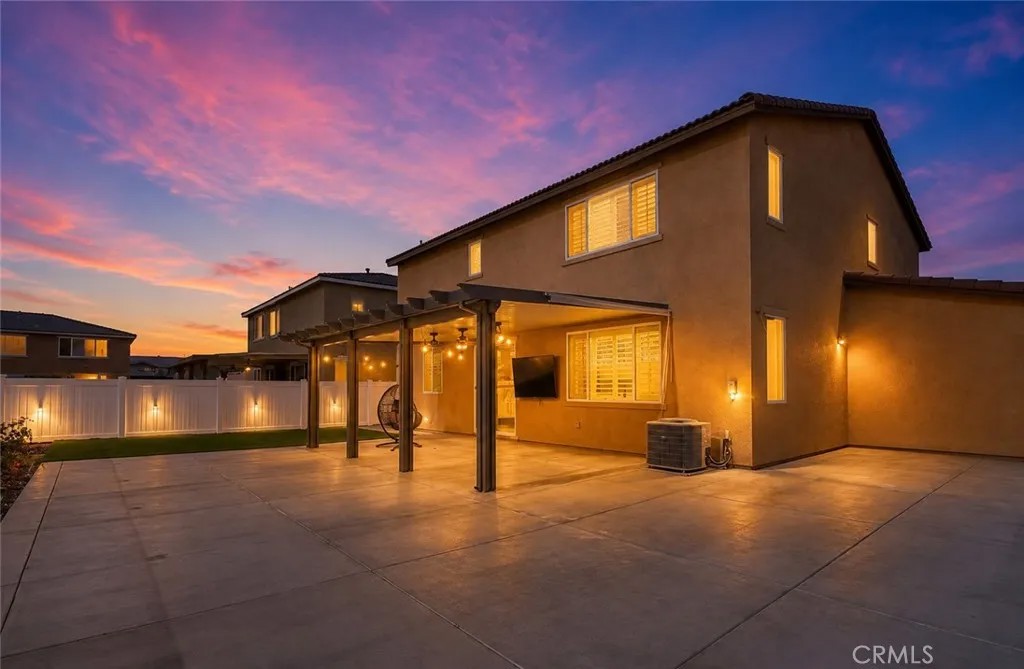 5073 Moon Eye Way