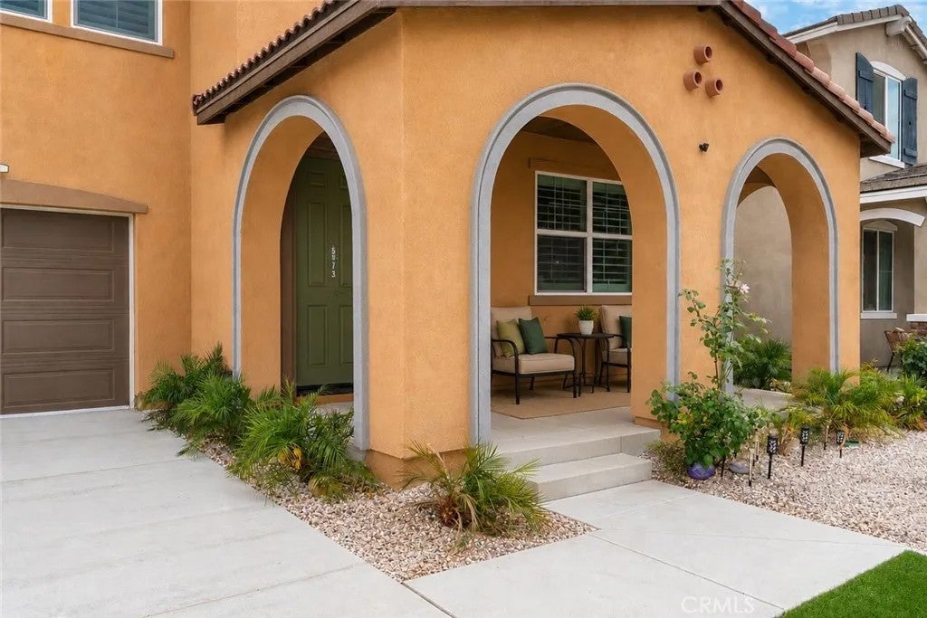 Photo of 5073 Moon Eye Way, Hemet, CA 92545 (MLS # SW26112596)