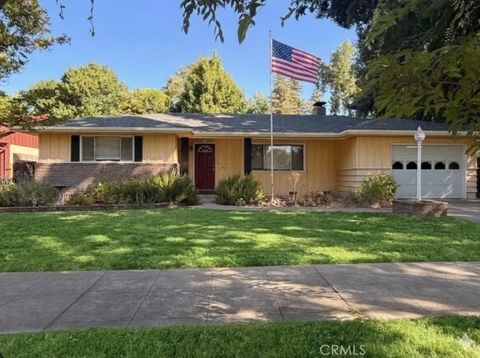 Photo of 226 W 6th Ave, Chico, CA 95926 (MLS # SN26160275)