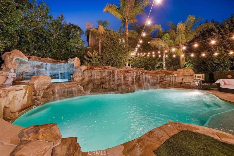 25083 Blue Ridge Way