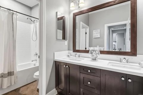 16089 Veridian Cir San Diego CA 92127