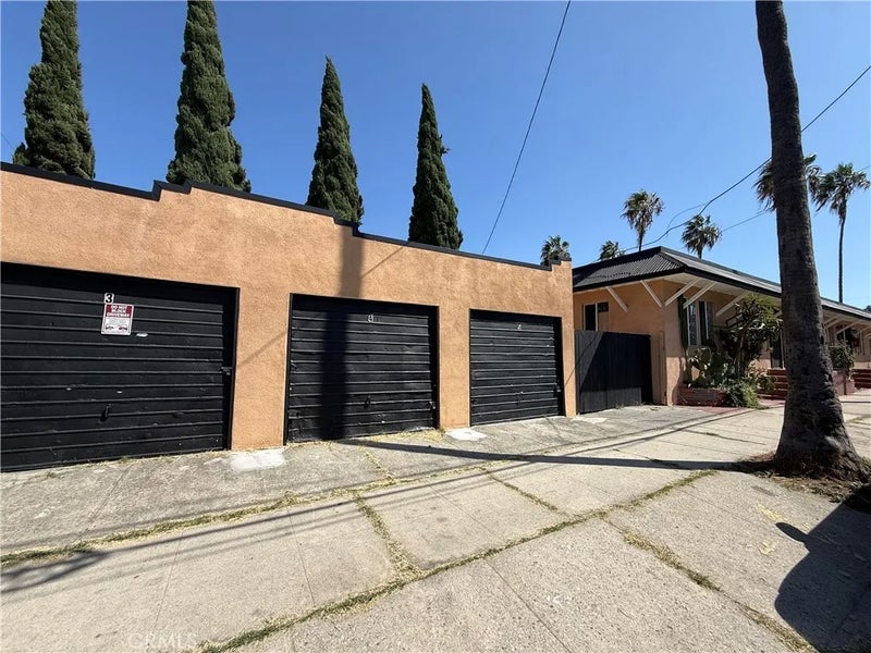 202 N Cabrillo