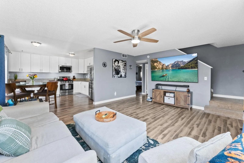 2787 Thunder Dr