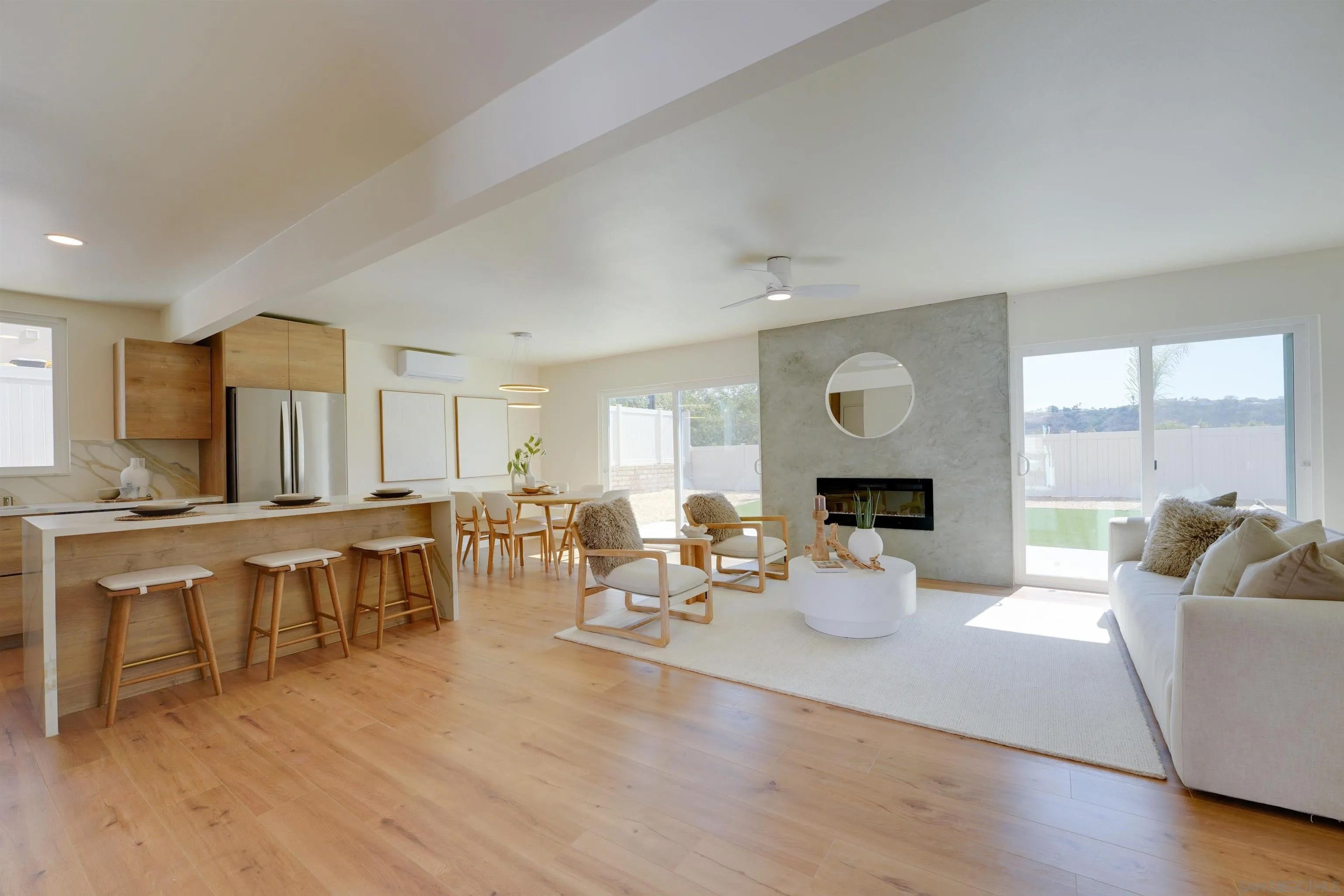 2845 Arcola