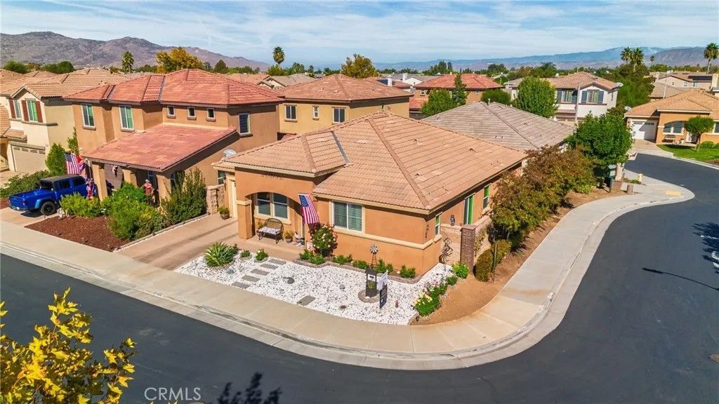 Photo of 1939 El Milagro Rd, San Jacinto, CA 92582 (MLS # IV25247178)