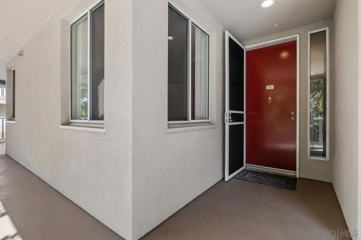 4701 Date Ave 218