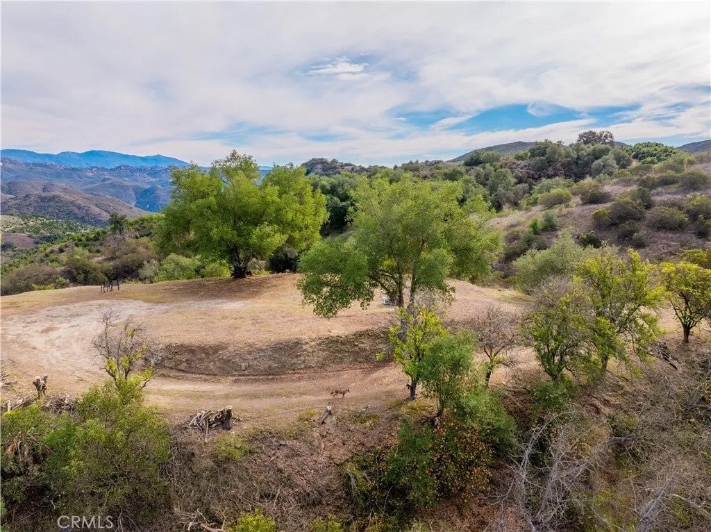 46121 Avenida Tierra