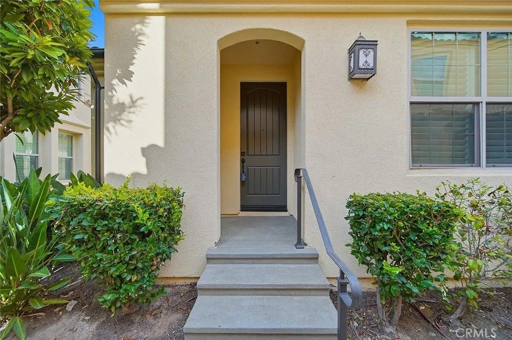 Photo of 96 Tallowood, Irvine, CA 92620 (MLS # TR25246414)