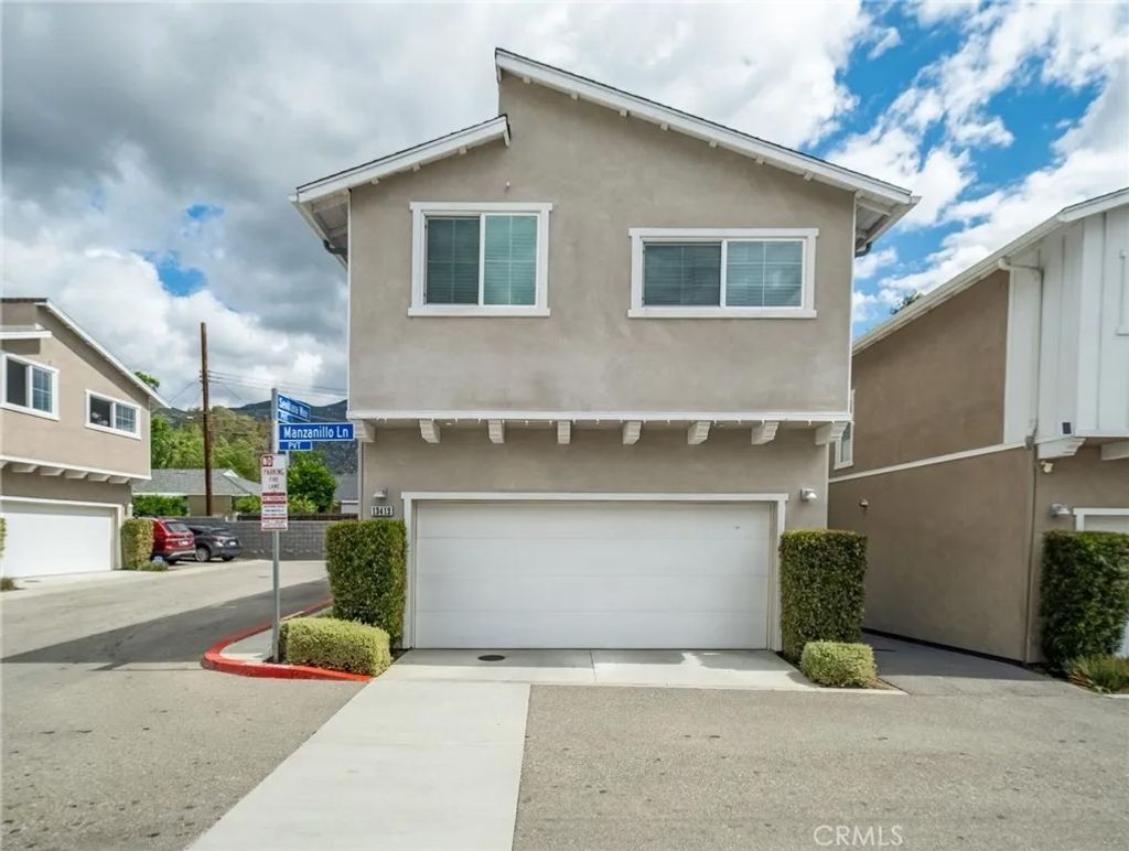 Photo of 13412 N Manzanillo Ln, Sylmar, CA 91342 (MLS # SR26068415)