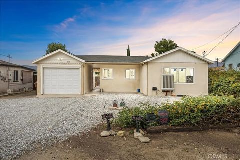 Photo of 1815 Capri Avenue, Mentone, CA 92359 (MLS # HD25238056)