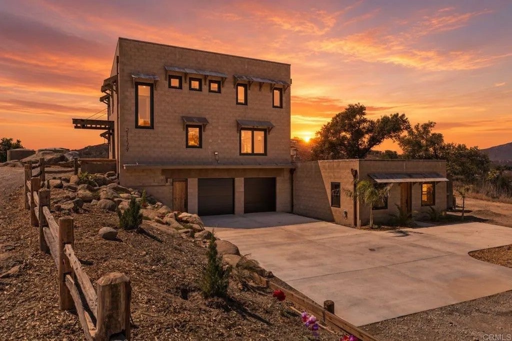 Photo of 21179 Sutherland Dam Road, Ramona, CA 92065 (MLS # NDP2608522)
