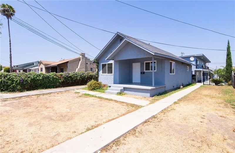 1035 W 107th