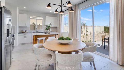 Photo of 17886 McKenzie Court, Hesperia, CA 92345 (MLS # SW26060357)