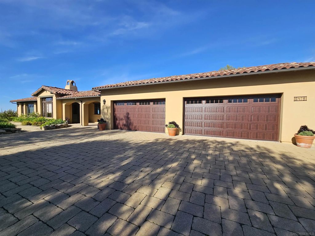 Photo of 8418 Run of the Knolls, San Diego, CA 92127 (MLS # 260006878)