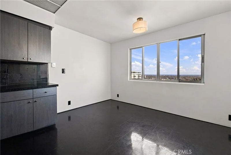 7250 Franklin Avenue 804